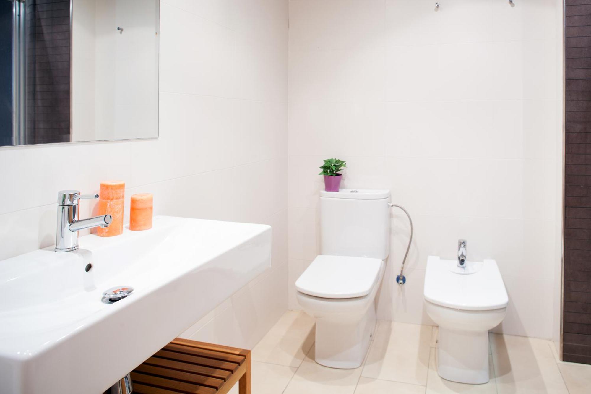 Feelathome Mozart Apartments Barcelona Ngoại thất bức ảnh